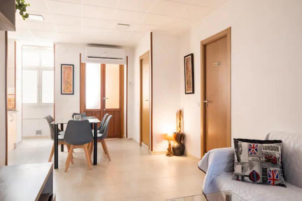 Room With Private Bathroom And Balcony Nearby The Mercado Central, Center And Beach Alicante Exterior foto