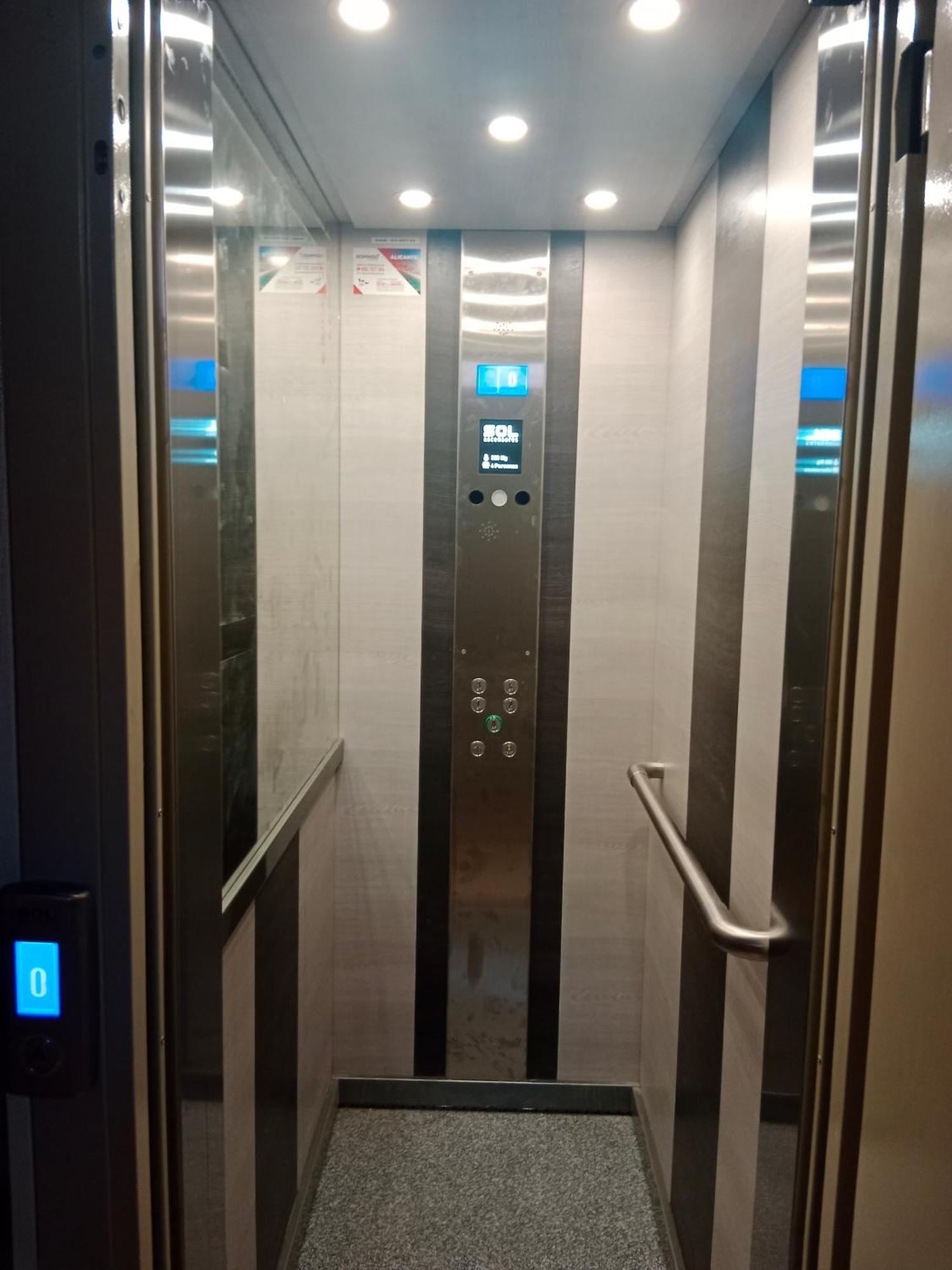Room With Private Bathroom And Balcony Nearby The Mercado Central, Center And Beach Alicante Exterior foto